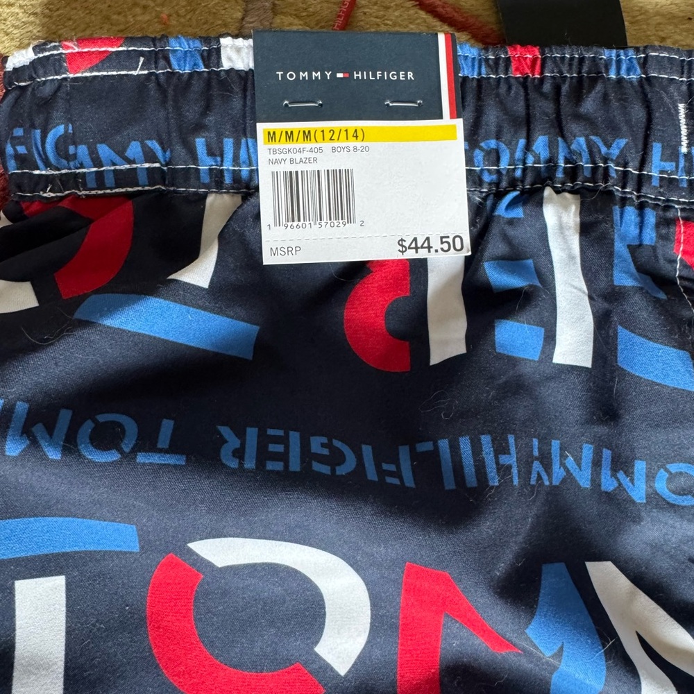 NWT Tommy Hilfiger boys swim trunks - size 12-14 - Picture 3 of 4
